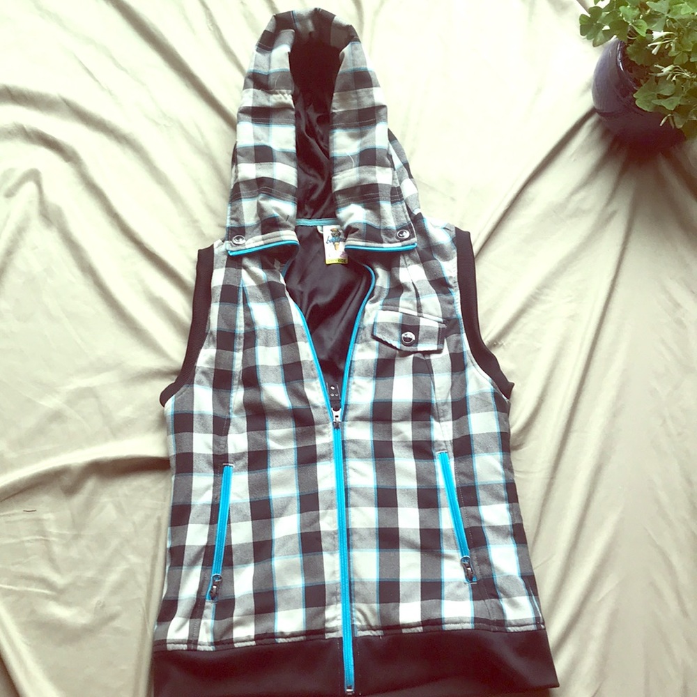 Snowboarding vest